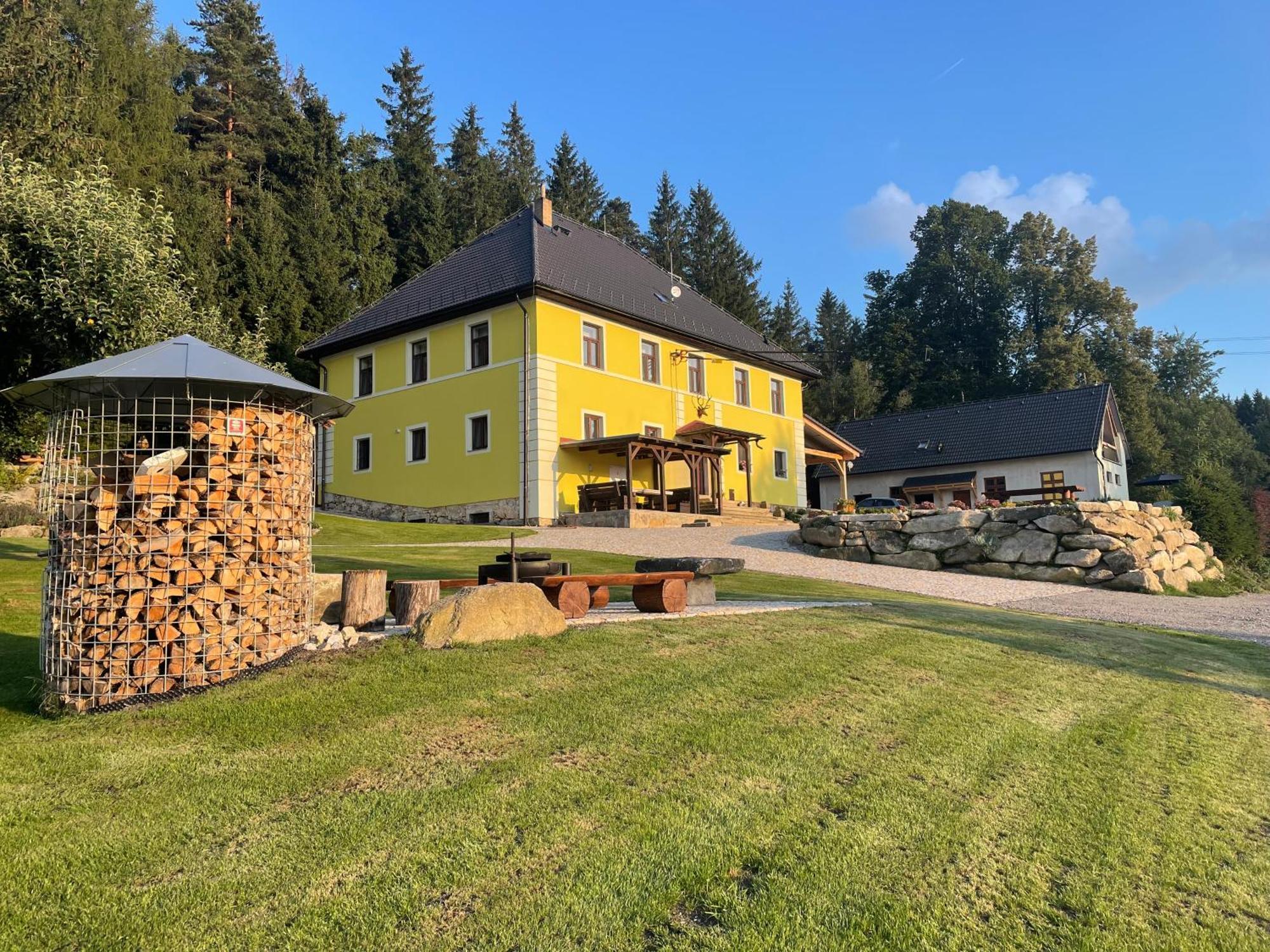 Apartmany Hajovna Lipno Loučovice Exterior foto